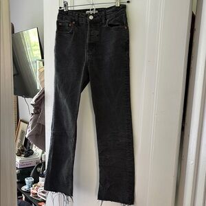 Zara Black Ankle Cropped Jeans